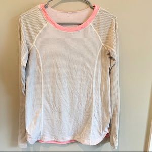 Lululemon Size 4 Long Sleeve White Pink